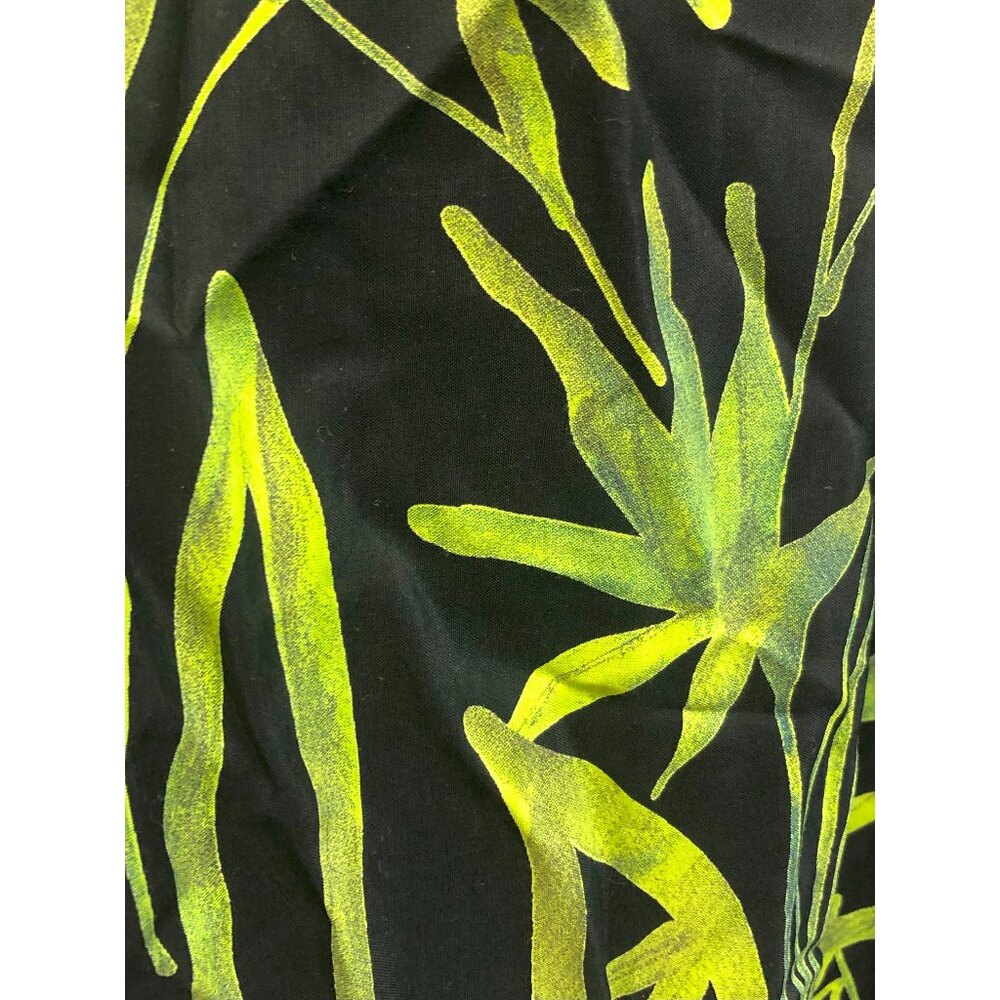 Square Neck dress with green illustrative floral leaves - Picture 6 of 13